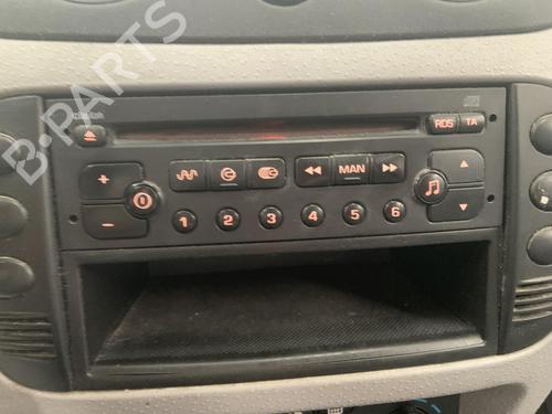 Used Radio Radio CITROËN C3 I (FC_, FN_) 1.4 HDi (68 hp) 26417100 26417100