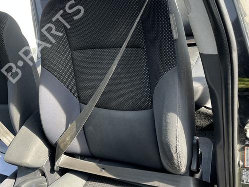 Right front window switch HYUNDAI i30 Estate (FD) 1.6 CRDi | BP33475375I26 - Image 4