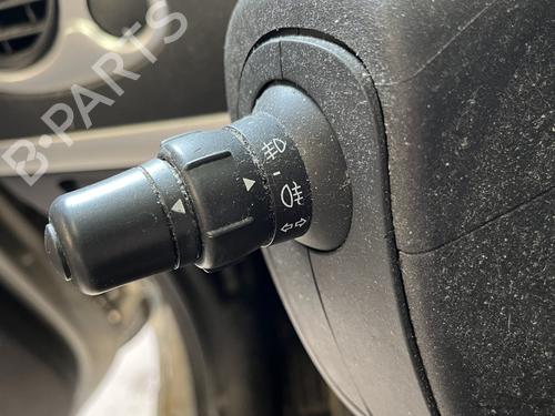Used Switch Switch RENAULT CLIO III (BR0/1, CR0/1) [2005-2014] 33877206 33877206