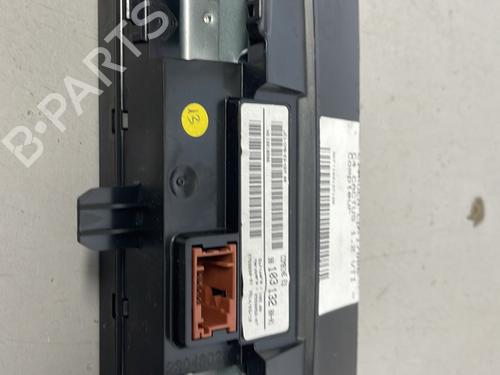 Used Instrument cluster Instrument cluster CITROËN C4 CACTUS 1.2 VTi 82 (82 hp) 27474583 27474583