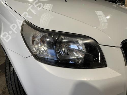 Phare droit CHEVROLET AVEO / KALOS Hatchback (T250, T255) 1.2 LPG (84 hp) 31904284