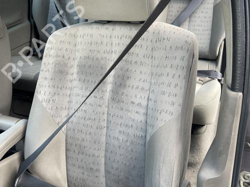 Used Seat buckle RENAULT SCÉNIC II (JM0/1_) 1.9 dCi (JM0G, JM12, JM1G, JM2C) (120 hp) 31583893