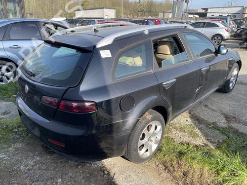 Used Right front brake caliper Right front brake caliper ALFA ROMEO 159 Sportwagon (939_) 1.9 JTDM 8V (939BXE1B) (120 hp) 33475477 33475477