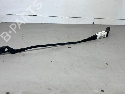 Used Front windshield wiper arm RENAULT ZOE (BFM_) ZOE (88 hp) 28815942