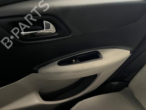 Højre bagtil elrude kontakt Højre bagtil elrude kontakt CITROËN C4 I (LC_) [2004-2014] 36954331 36954331