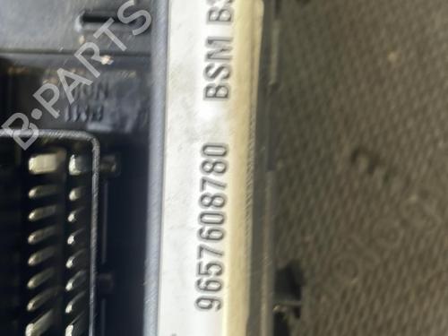 Used Fuse box PEUGEOT 206 Hatchback (2A/C) 1.4 i (75 hp) 26416784