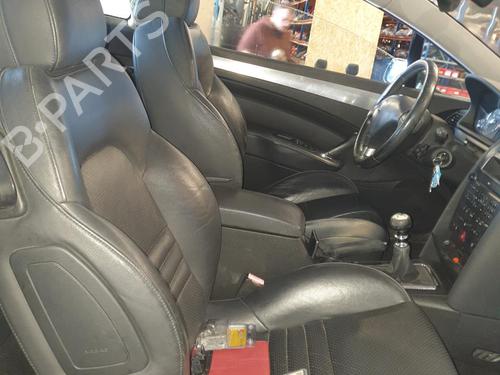 Used Parts PEUGEOT 407 Coupe (6C_) 2.2 16V (163 hp) 2742160