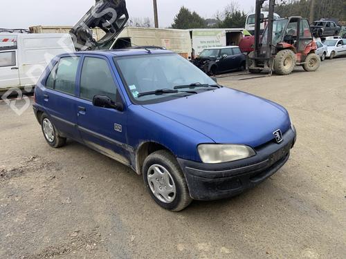 Right headlight PEUGEOT 106 II (1A_, 1C_) 1.0 i | BP26422543C29 