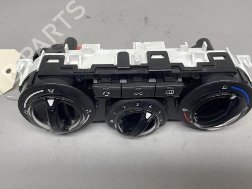 climate-control-peugeot-208-i-ca_-cc_-2012-2013-2014-2015-2016-2017-2018-2019-2020-2021-26421448 main image