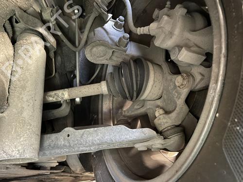 Used Left front steering knuckle Left front steering knuckle RENAULT SCÉNIC III (JZ0/1_) 1.2 TCe (116 hp) 33688438 33688438