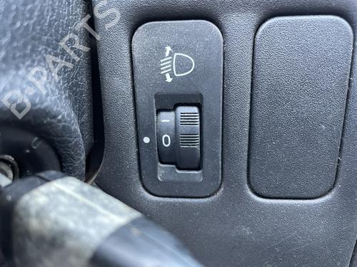Used Headlight switch PEUGEOT 106 II (1A_, 1C_) 1.1 i (60 hp) 31669661