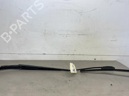 Used Front windshield wiper arm NISSAN NOTE (E12) 1.5 dCi (90 hp) 26412404