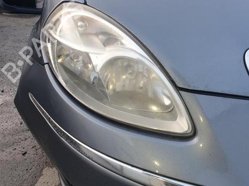 Used Right headlight Right headlight LANCIA MUSA (350_) 1.9 D Multijet (350.AXC1A) (101 hp) 26422231 26422231