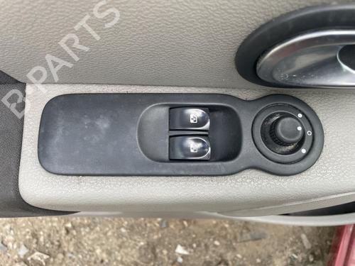 Used Left front window switch Left front window switch 38159673 38159673