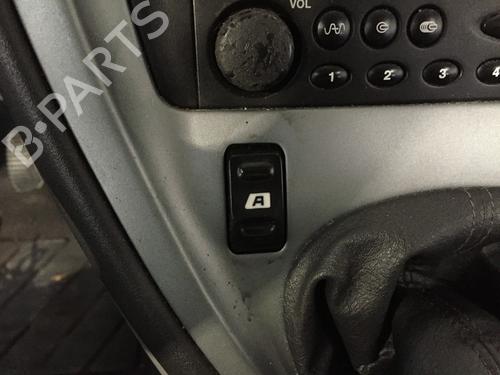 Used Left front window switch CITROËN XSARA PICASSO (N68) 1.6 HDi (90 hp) 30933153