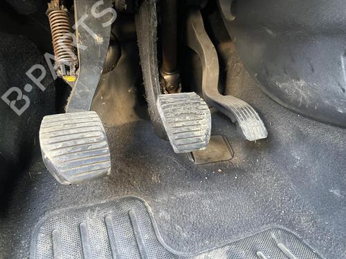 Used Pedal Pedal 38257502 38257502