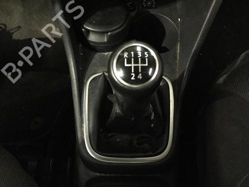 Used Gear lever VW POLO V (6R1, 6C1) 1.6 TDI (90 hp) 29843481