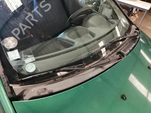 Used Front windshield wiper arm FIAT PUNTO (188_) 1.9 DS 60 (188.031, .051, .231, .251) (60 hp) 26414431