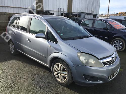 Used Right headlight Right headlight OPEL ZAFIRA / ZAFIRA FAMILY B (A05) 1.9 CDTI (M75) (150 hp) 31804769 31804769