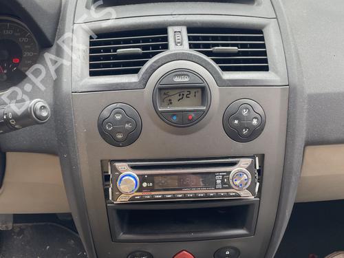Used Climate control RENAULT MEGANE II (BM0/1_, CM0/1_) 1.5 dCi (BM1E, CM1E) (106 hp) 29180475
