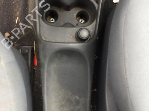 Used Middle console Middle console FIAT 500 (312_) 1.3 D Multijet (312AXB1A) (75 hp) 28175580 28175580