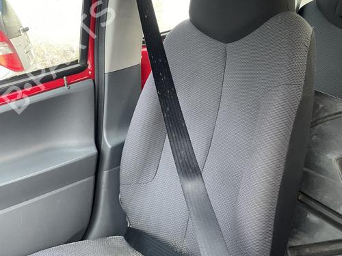 Used Seat buckle TOYOTA AYGO (_B1_) 1.0 (KGB10_, KGB10R) (68 hp) 31376870