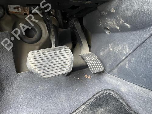 Used Pedal Pedal PEUGEOT 5008 (0U_, 0E_) 1.6 HDi (112 hp) 36171062 36171062