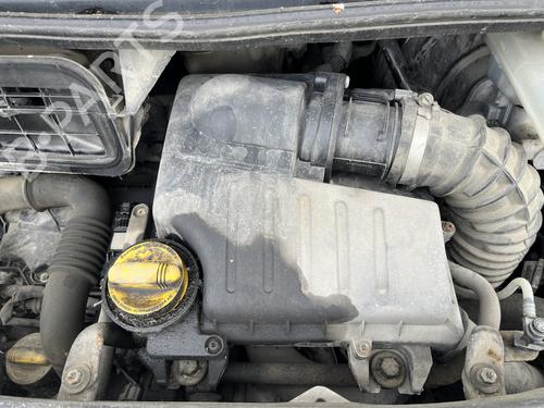 Used Air filter box RENAULT TRAFIC II Bus (JL) 2.0 dCi 90 (JL00, JL01, JL0H, JL0M, JL0P, JL0S) (90 hp) 30394030