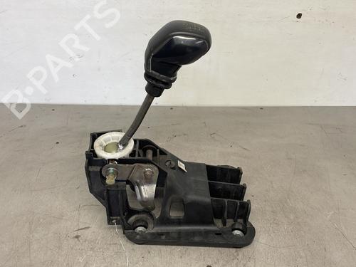Gear lever CITROËN C4 CACTUS 1.2 VTi 82 | BP27575884M90 - Image 3