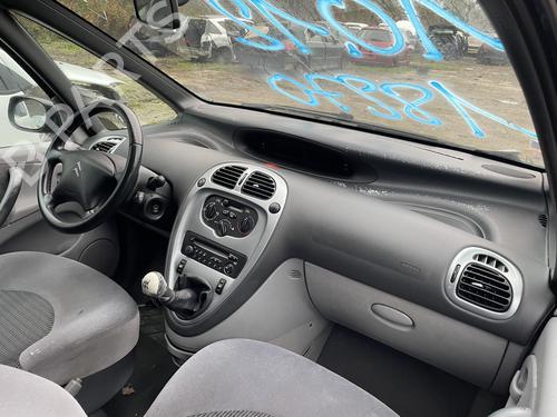 Used Hand brake Hand brake CITROËN XSARA PICASSO (N68) 1.6 HDi (90 hp) 30933156 30933156