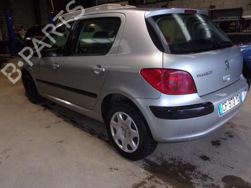 Fuse box PEUGEOT 307 (3A/C) 1.6 HDi 110 | BP26422773E1 
