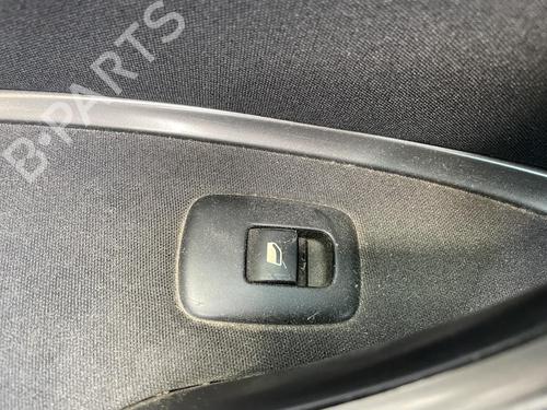 Venstre bagtil elrude kontakt Venstre bagtil elrude kontakt CITROËN C5 III Break (RW_) 2.0 HDi 140 (140 hp) 37277728 37277728