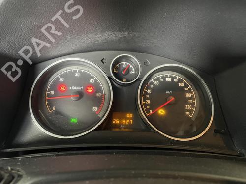 Grille OPEL ZAFIRA / ZAFIRA FAMILY B (A05) 1.9 CDTI (M75) | BP26426755C40 