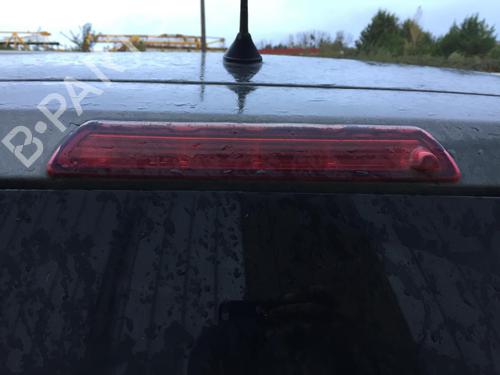 Used Third brake light PEUGEOT 1007 (KM_) 1.4 HDi (68 hp) 30177031