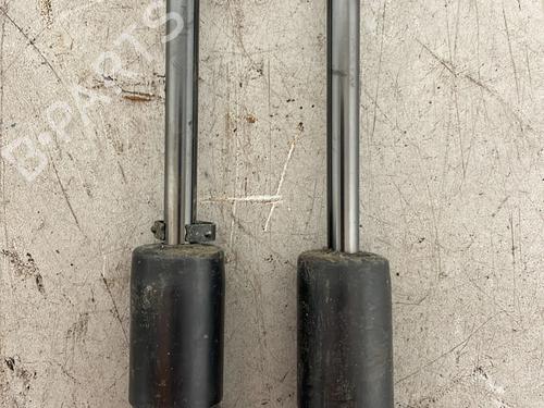 Tailgate lift support DACIA LODGY (JS_) 1.2 TCe (JSAY, JSM0) | BP31046645C138