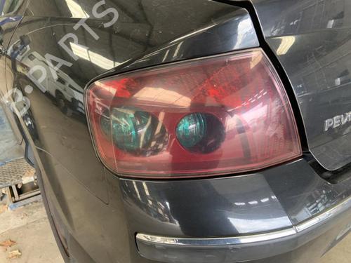 Used Left taillight Left taillight PEUGEOT 407 (6D_) 2.0 HDi 135 (6DRHRH, 6DRHRE, 6DRHRG, 6DRHRJ) (136 hp) 32113107 32113107