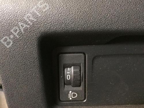 Hovedlysbryter CITROËN C4 II (NC_) 1.6 VTi 120 (NC5FS0, NC5FS9) (120 hp) 31594817