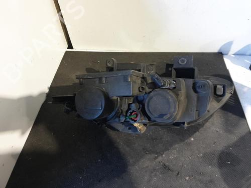 Used Right headlight RENAULT ESPACE III (JE0_) 2.2 dCi (JE0K) (130 hp) 26427677