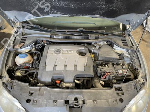 Used Hood lock SEAT IBIZA IV (6J5, 6P1) 1.6 TDI (105 hp) 32391789