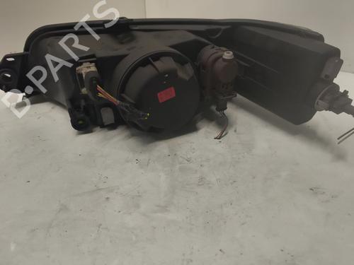 Right headlight PEUGEOT 306 Hatchback (7A, 7C, N3, N5) 1.4 | BP32190105C29