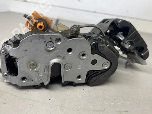 Front left lock OPEL INSIGNIA A (G09) 2.0 CDTI (68) | BP26419261C98