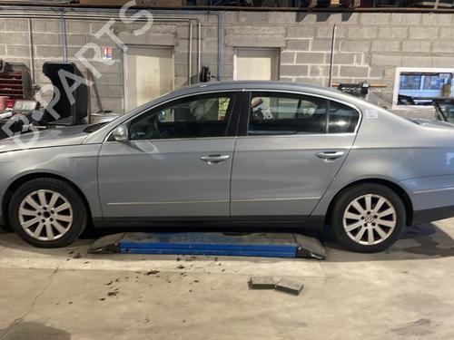 Left headlight VW PASSAT B7 (362) 1.6 TDI | BP26412772C28 - Image 12