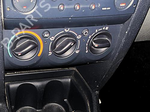 Used Climate control RENAULT CLIO II (BB_, CB_) 1.2 16V (BB05, BB0W, BB11, BB27, BB2T, BB2U, BB2V, CB05,... (75 hp) 31017644