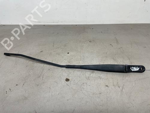 Used Front windshield wiper arm Front windshield wiper arm 29598007 29598007