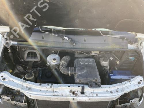 Used Air filter box Air filter box RENAULT MASTER II Van (FD) 2.5 D (FD0A, FD0E, FD2E, FD3E) (80 hp) 33180950 33180950