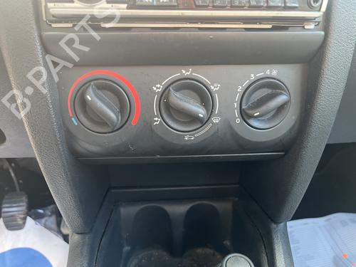 Used Climate control Climate control 38516092 38516092