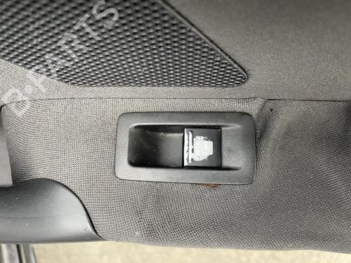 Right rear window switch VW TOURAN (1T1, 1T2) 1.9 TDI | BP29465903I28 