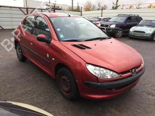 Fuse box PEUGEOT 206 Hatchback (2A/C) 1.4 i | BP30148632E1