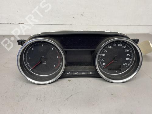 Used Instrument cluster PEUGEOT 508 I (8D_) 2.2 HDi (204 hp) 30148697