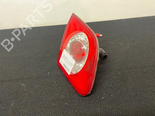 left-tailgate-light-vw-passat-b6-3c2-2005-2006-2007-2008-2009-2010-2011-40017090 main image